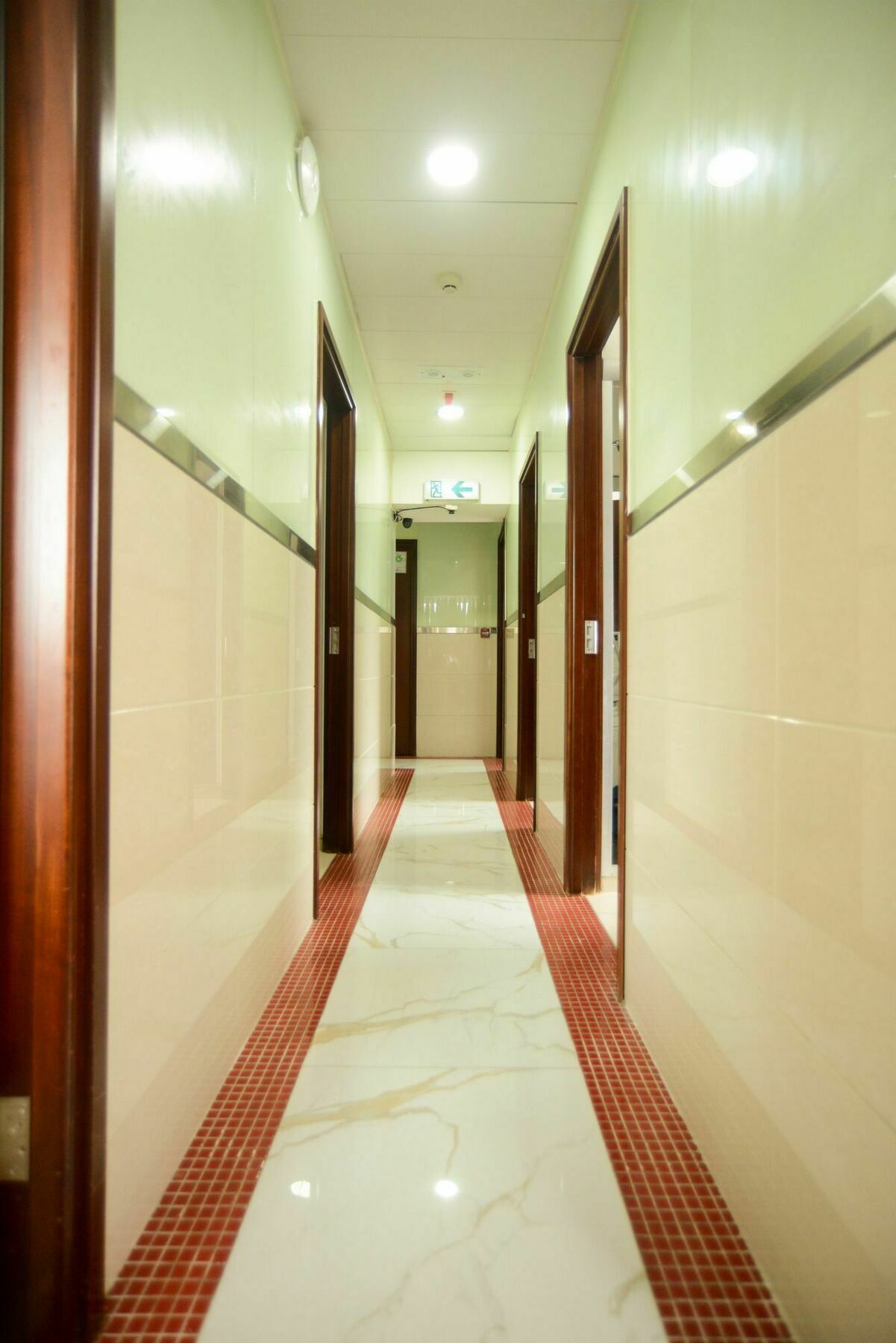 8 Days Boutique Hotel Kaulung Kültér fotó