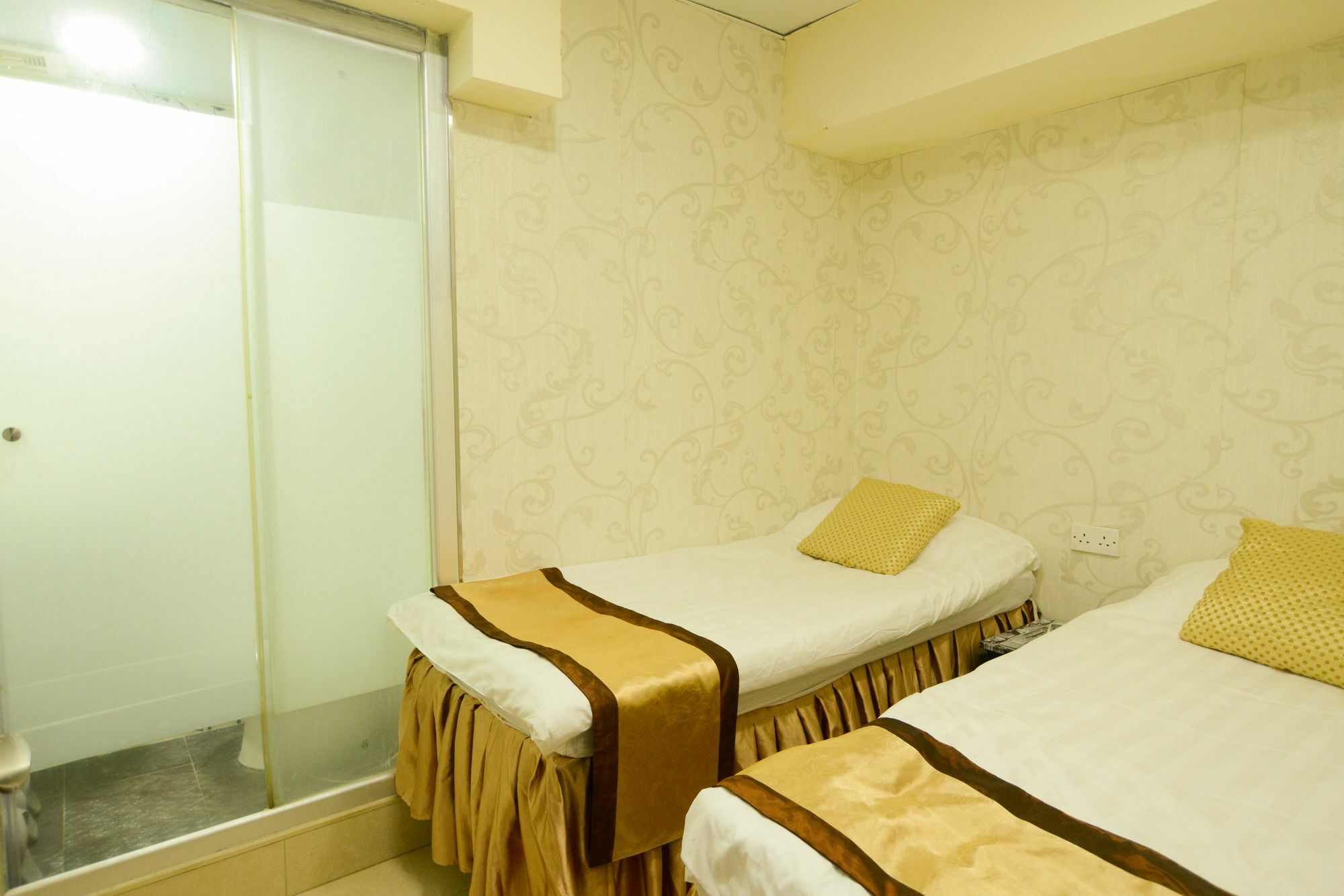 8 Days Boutique Hotel Kaulung Kültér fotó